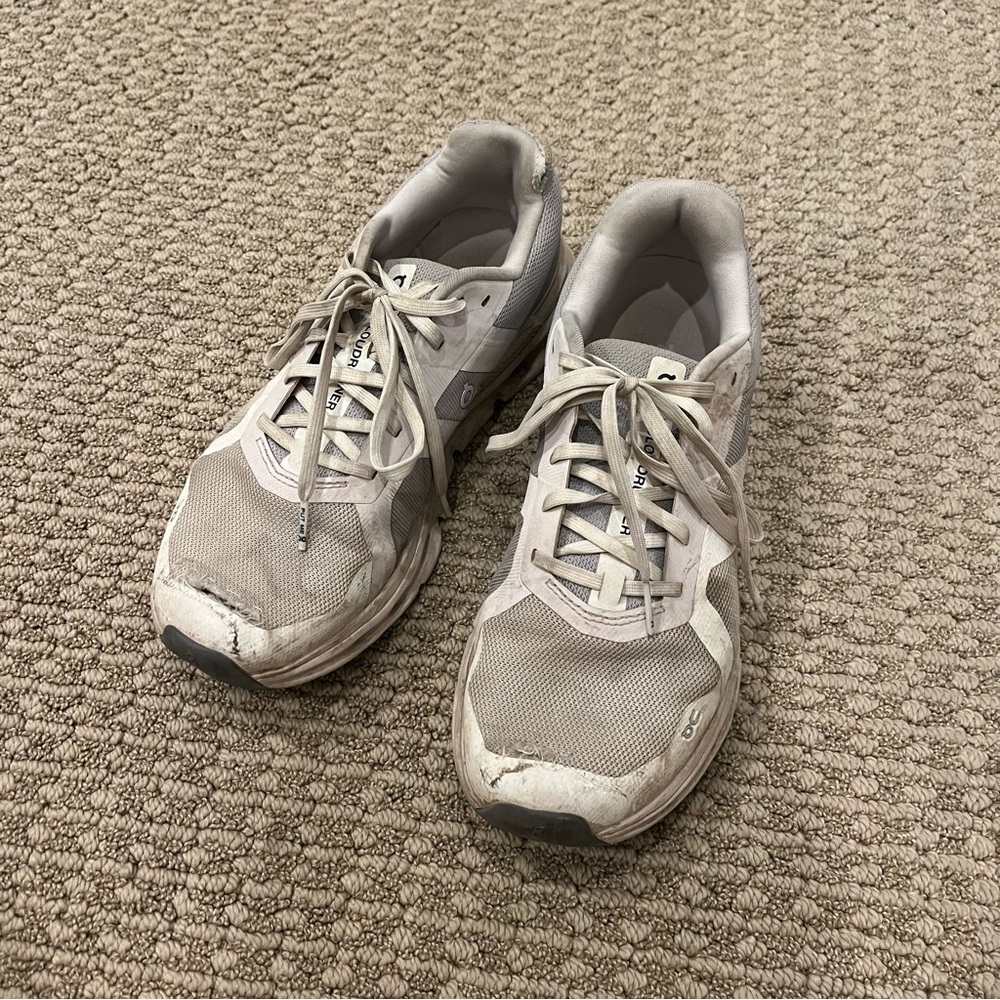 Women’s On Cloud Gray Athletic Shoes Dirty and Ripped